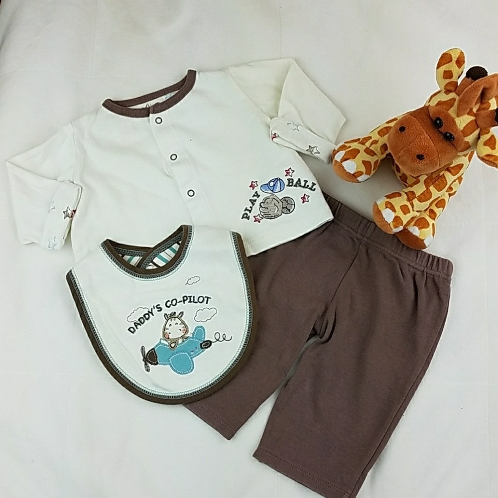 Matching Set Vitamins Baby sweater and pants